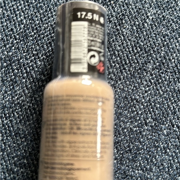 Sephora Foundation Brand new sealed. - Picture 1 of 4